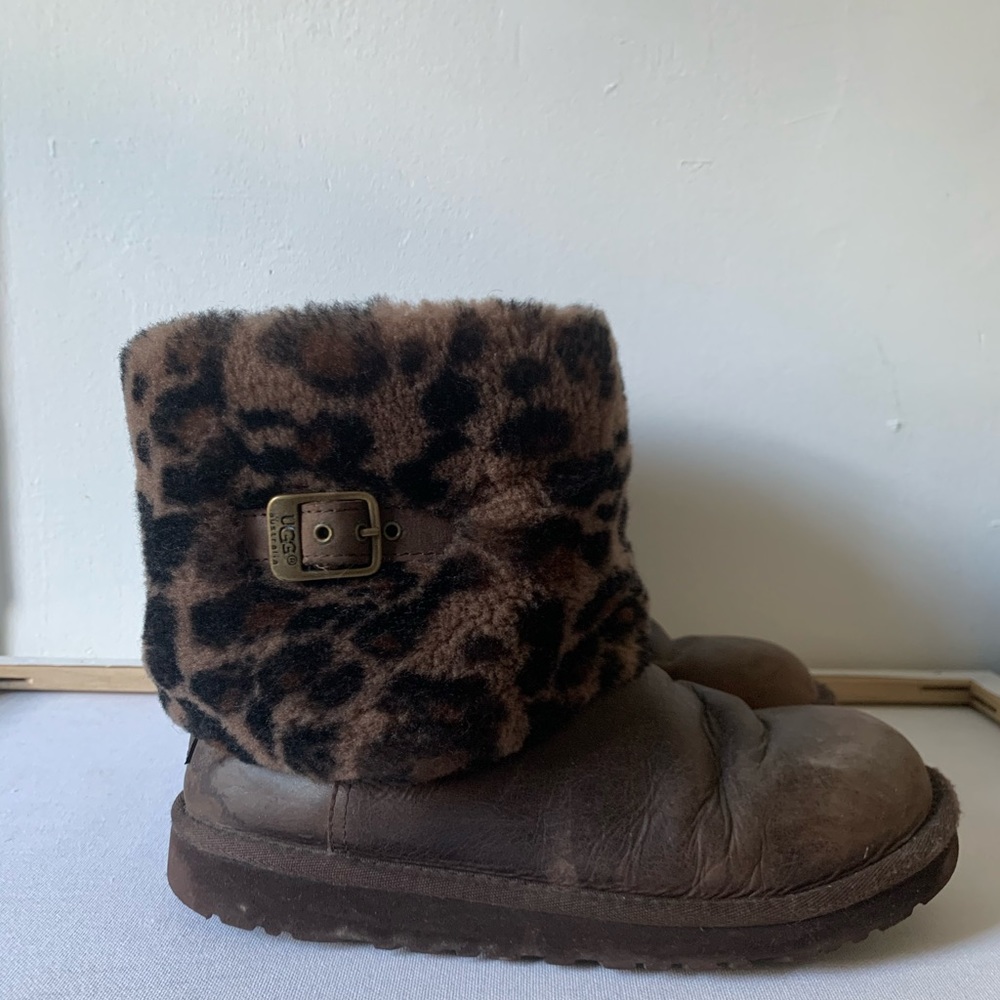 Ugg Maylin Leather Shearling boot